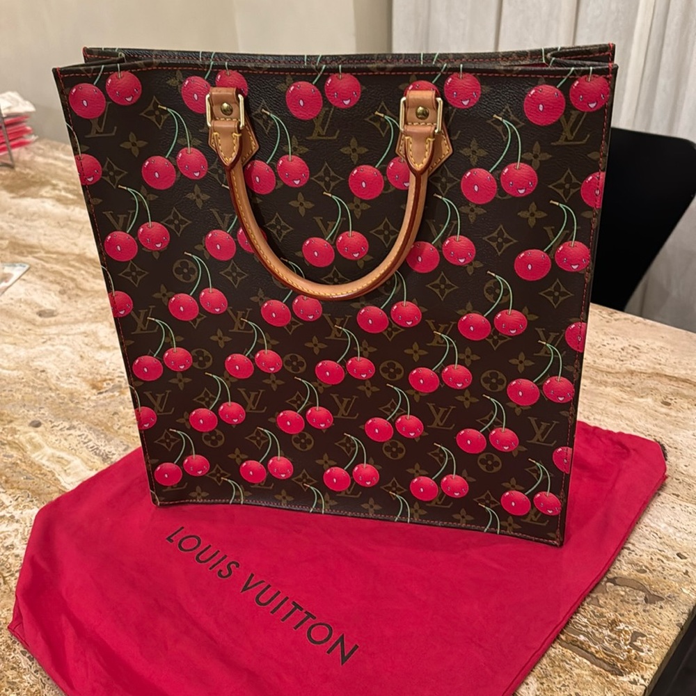 Louis Vuitton Monogram Cerises Sac Plat